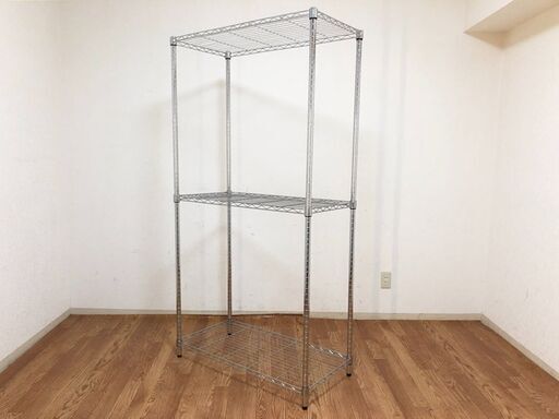 スチールラック3段メタルシェルフ美品　収納ラック可動式棚メタルラック　飾り棚脚部アジャスター付き　業務用/キッチン/オフィス収納