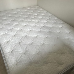 【超美品】日本ベッド　ピロートップシルキー　ダブル　少しなら値引きします！の画像