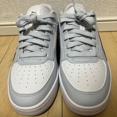 値下げ★1度使用のみ★プーマ　ケーブン　スニーカー　25cmの画像