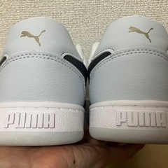 値下げ★1度使用のみ★プーマ　ケーブン　スニーカー　25cmの画像