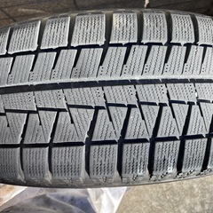 アルファード スタッドレスタイヤホイールセット の画像