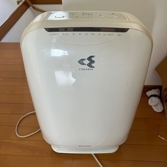 空気清浄機の画像