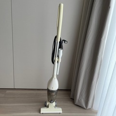 ツインバード サイクロンスティック型クリーナー