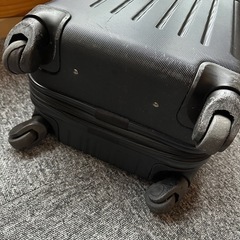 スーツケースの画像