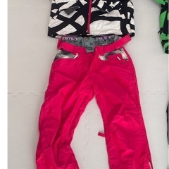 スノーボードウェアM 上下セット