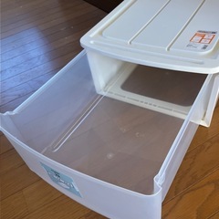 収縮可能型収納ケース