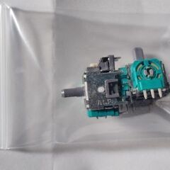 ジャンク Switchプロコン2台＋修理道具    割引可の画像