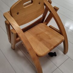 大和屋　アーチ木製ローチェア　ベビーチェア
