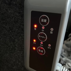 足元三面パネルヒーターの画像