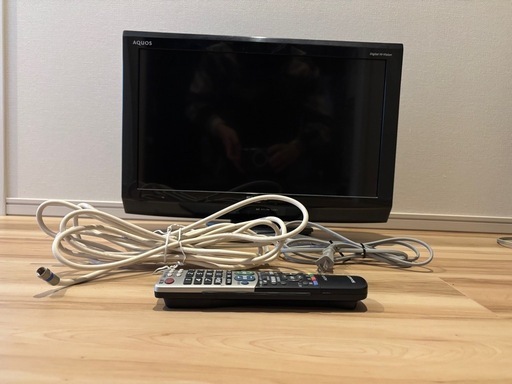 液晶カラーテレビ