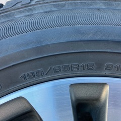 トヨタアリオン純正アルミホイール　195/65r15　スタッドレス付きの画像