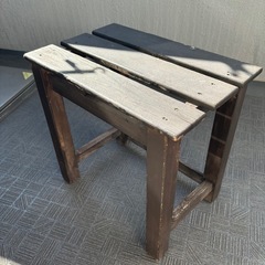ベランダ使用　踏み台、椅子、洗濯籠置の画像