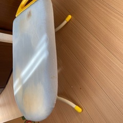 アイロン+アイロン台の画像