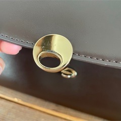 ショルダーバッグの画像