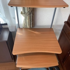 ニトリ　パソコンデスクの画像