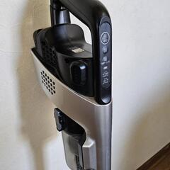 SHARP 掃除機 コードレスクリーナー バッテリー2個付 2020年製 軽量 シャープ


の画像