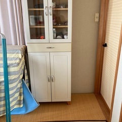 カップボードの画像