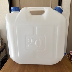 防災・アウトドア用品　水用タンク　20L