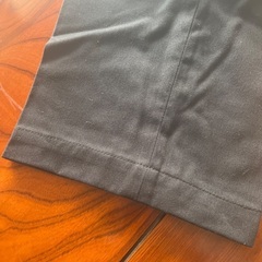 新品　ユニクロ　チノパン　黒　85の画像