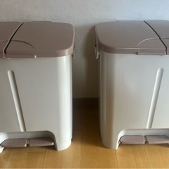 ＊取引中＊値下げしました！ 【中古 ゴミ箱】ペダル式  縦35c...