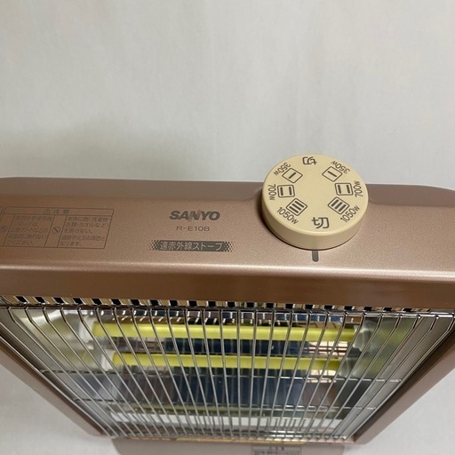Sanyo R-E10B ストーブ　未使用 SANYO 三洋電機 遠赤外線ストーブ R-E10B 電気ストーブ (ロマン