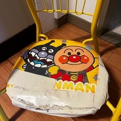 アンパンマンのイスの画像