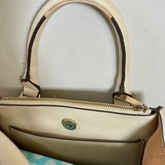 ショルダーバックの画像