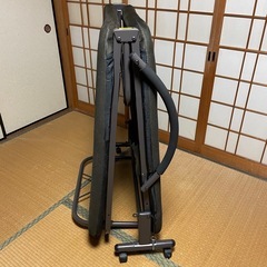 キャスター付き折りたたみ式　シングルベッド　ブラウン　　の画像