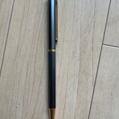 GIVENCHY ジバンシイ　ボールペンの画像