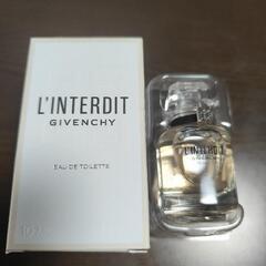 GIVENCHY　香水