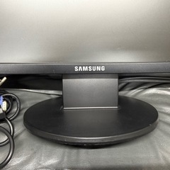 PCモニター　２４インチ　HDMI入力は、ないです　サムスン　２４４３BW PLUS
の画像