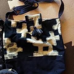 手作り絣柄ポシェット2点と小銭入れ未使用品の画像