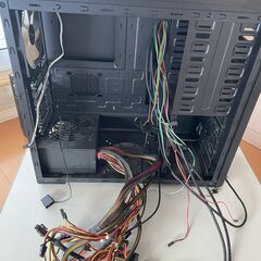 ZALMAN 　PCケース　６５０Ｗ電源付き
