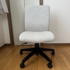 学習デスク用イスの画像