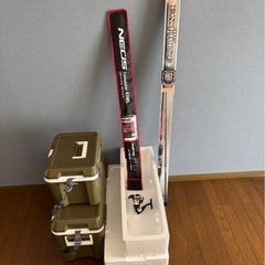 釣具、竿、クーラーボックス、発泡スチロール（ブリ箱）