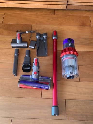 【ジャンク品】ダイソン dyson cyclone V10 fluffy+ 掃除機