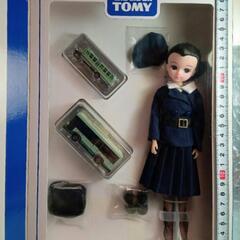 タカラトミー株主優待企画品リカちゃんレトロバスガールとトミカ都営...