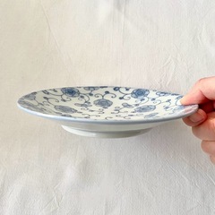 青　花柄 お皿　5つ セットの画像