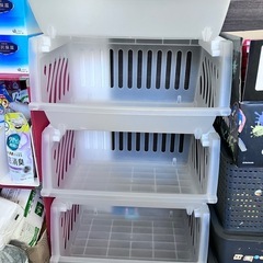 4段収納中古積み重ね