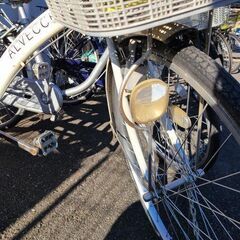 ★店頭にて試乗可★ 値下げしました！J6541　シティサイクル　ALVECCHIO　ホワイト　26インチ　ダイナモライト　簡易クリーニング済　【リユースのサカイ柏店】　 中古自転車 　流山市 中古自転車 松戸市 中古自転車 我孫子市 中古自転車 船橋市 中古自転車 守谷市 中古自転車 取手市 中古自転車の画像