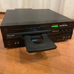 Pioneer DVL-K88 LD/DVD/Karaoke Playerの画像