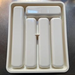 カトラリーのトレイ
の画像