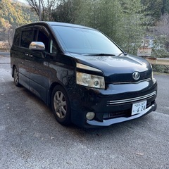 トヨタ　ヴォクシー　車検無し
