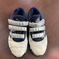adidas 野球トレーニングシューズ21.5cmの画像