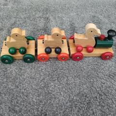 赤ちゃん用　木製玩具