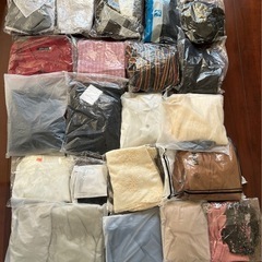 在庫処分　新品  婦人服　レディース　20着　まとめ売り 