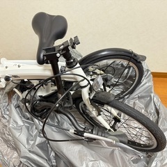 cyma 折り畳み自転車、空気入れ
の画像