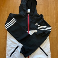 アディダス パーカー