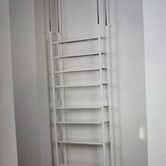 壁面収納　突っ張りラックの画像