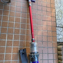 ダイソンV11掃除機洗浄済み充電器無し
